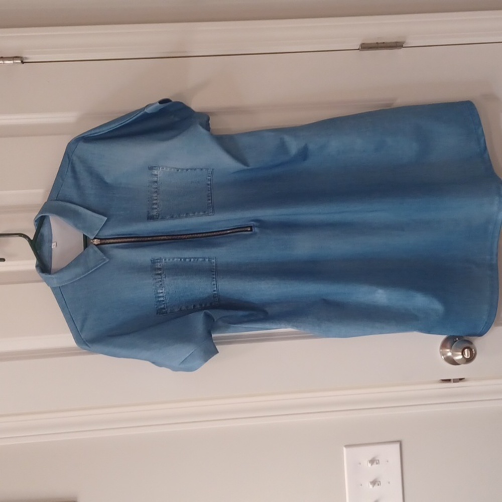 SHORT SLEEVE BLUE DRESS